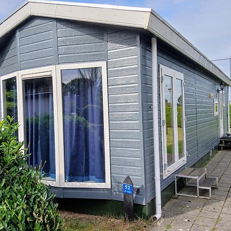 Chalet de Putter in Putten Krachtighuizen Buitenkant foto