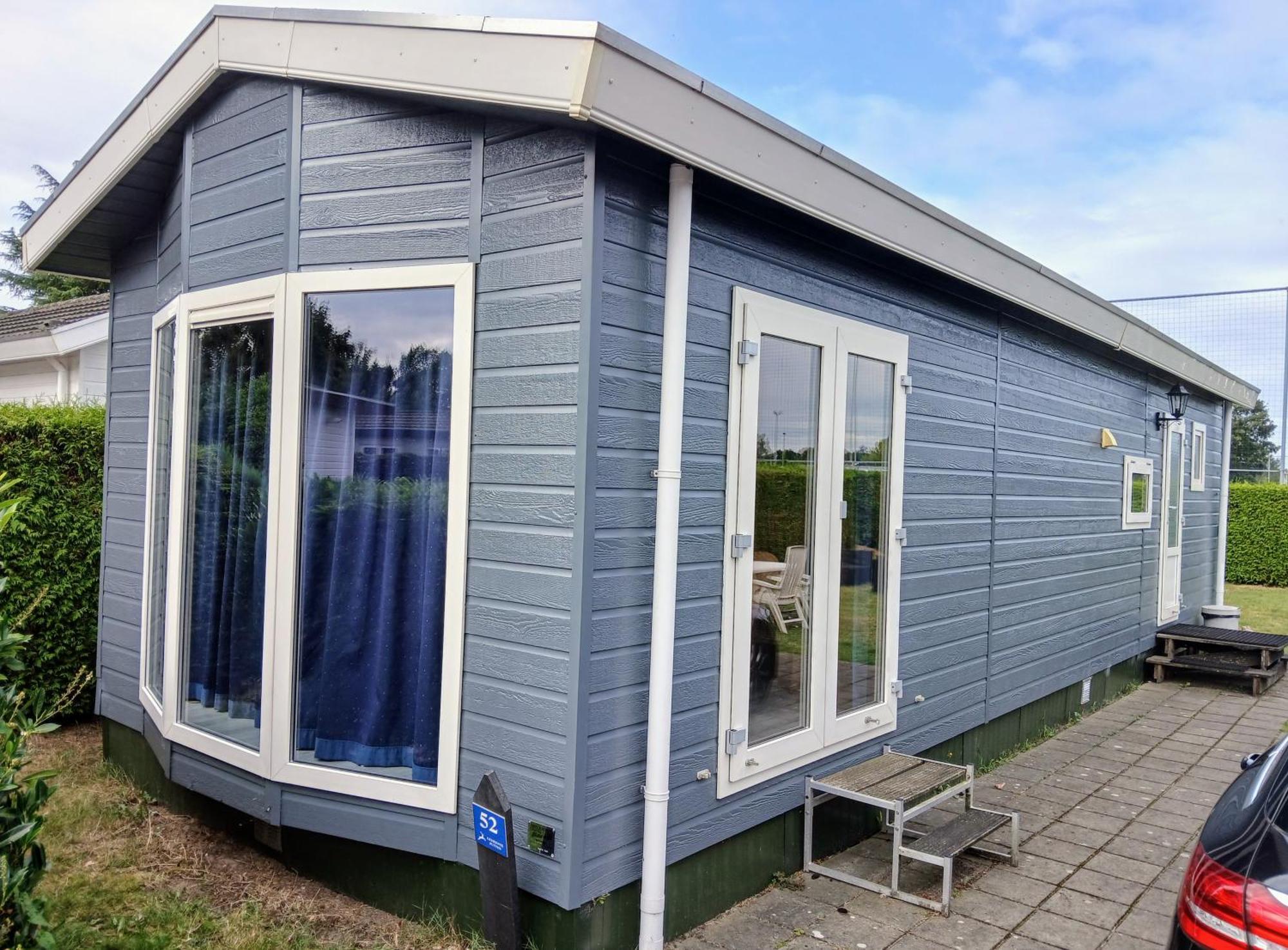 Chalet de Putter in Putten Krachtighuizen Buitenkant foto